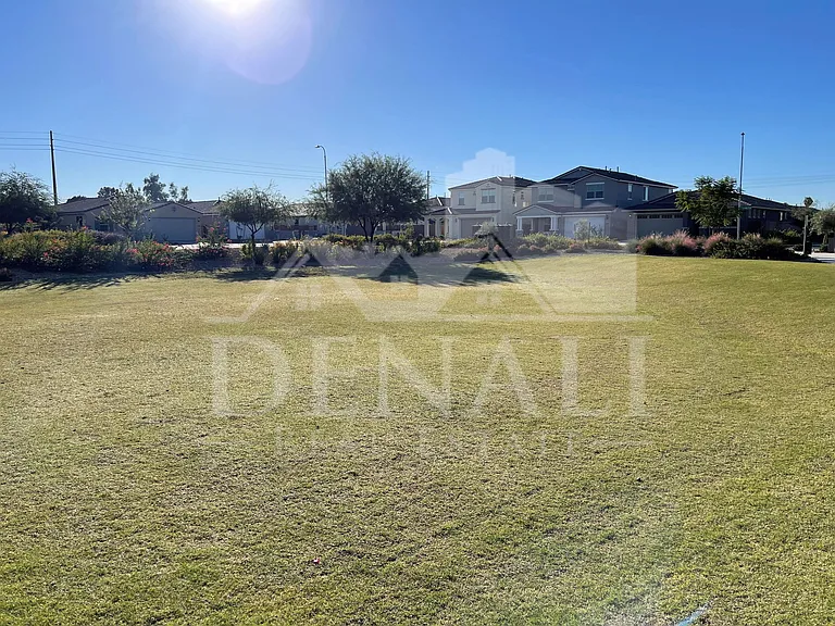 7954 W Medlock Dr — Photo 20