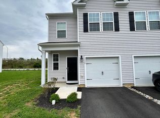 1178 Martin Rd, Breinigsville, PA 18031