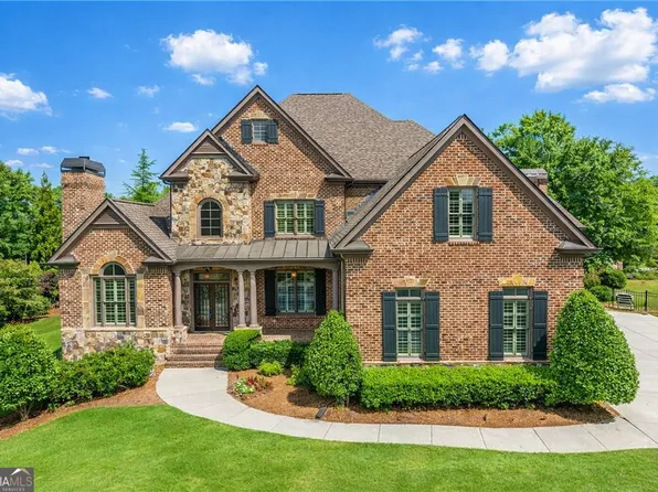 2792 Springbluff Ln, Buford, GA 30519