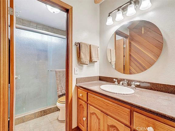 5th image of 850 E Oak Hill St #1