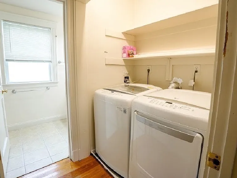 3 A Allen St #A — Photo 18