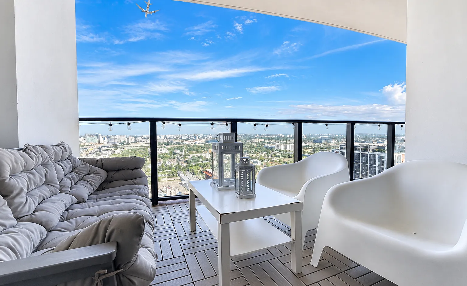 2 bed, 1.5 bath, 850 sqft, $3,400 — Photo 1