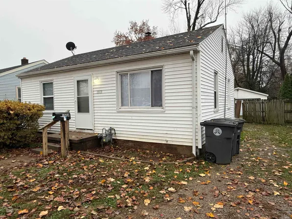 1909 Taylor Ave, Evansville, IN 47714