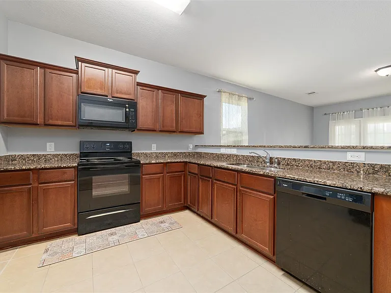 12054 Fairquarter Ln — Photo 8