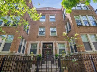 911 W Margate Ter #3, Chicago, IL 60640