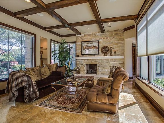 4th image of 9919 Avalon Creek Ct