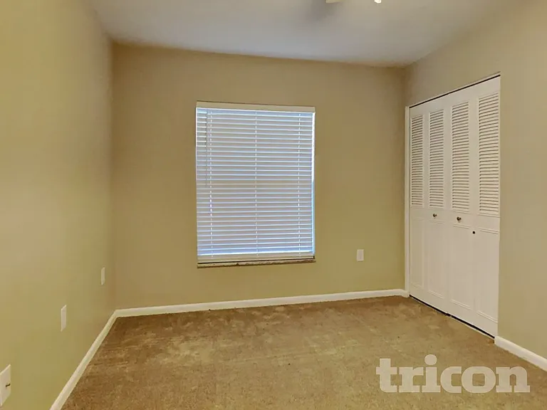 311 E Windhorst Rd — Photo 17