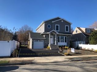 2474 Sunrise Ave, Bellmore, NY 11710