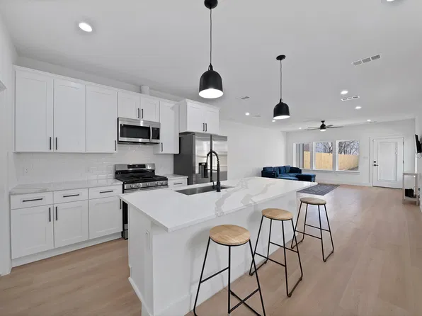 1407 Barry Ave, Dallas, TX 75223