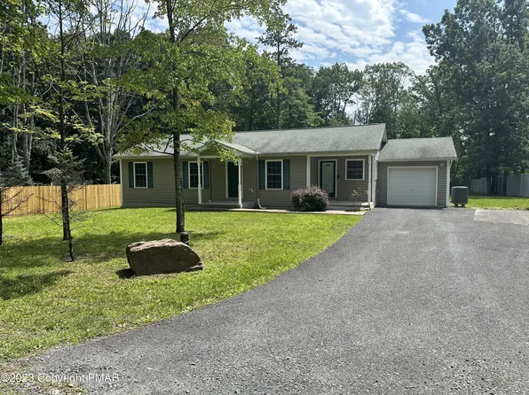 1204 Lakeside Dr, Effort, PA 18330