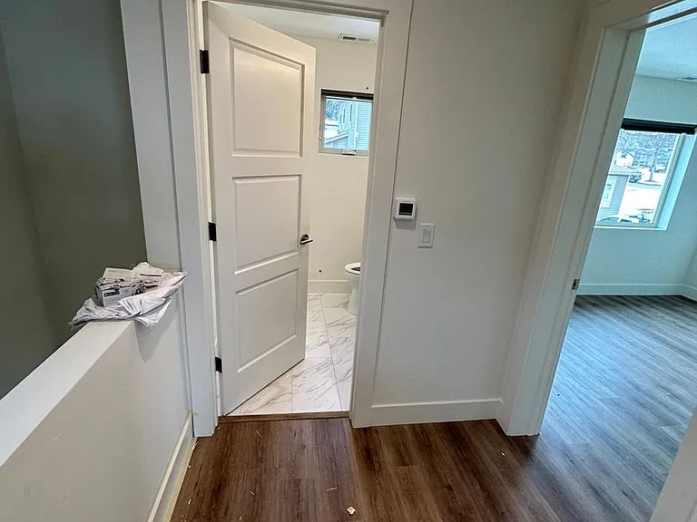 405 Laurel St — Photo 7