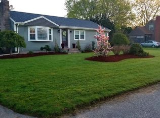 24 Eleanor Dr, Seekonk, MA 02771