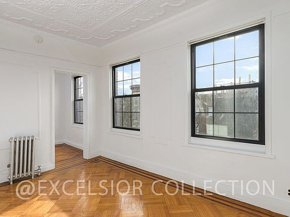 3rd image of 219 Carroll St APT 3
