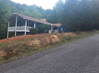 390 Ridgeland Dr, Sharps Chapel, TN 37866