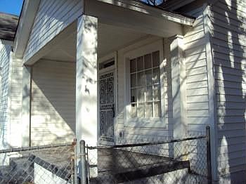 5th image of 519 Elder St