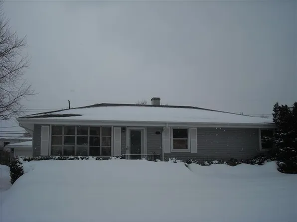 3116 Lois Pl, Highland, IN 46322