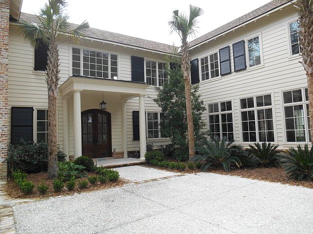 1st image of 104 Yacht Club Dr