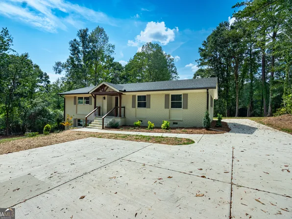 635 Lakewood Dr, Lagrange, GA 30240