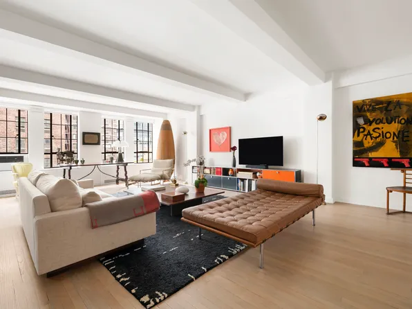 350 West 57th Street image 1 of 14