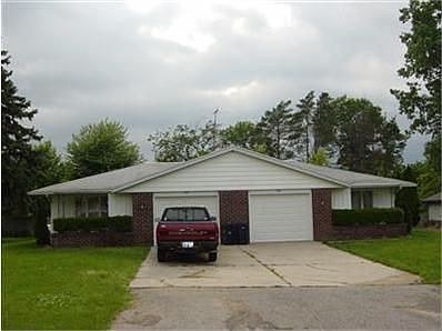 2nd image of 966 Royce Ave