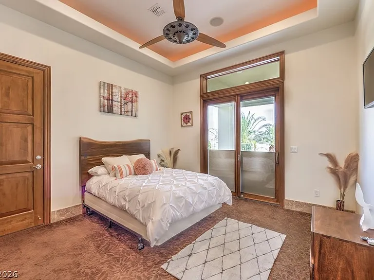2780 El Camino Rd — Photo 57