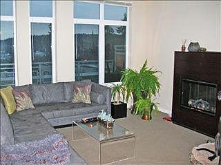 4th image of 111 Harbor Sq Loop NE