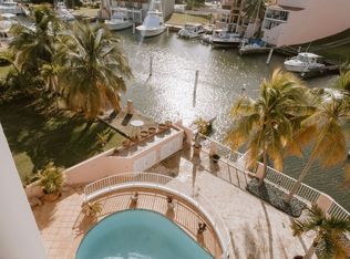 Plaza Mayor #30, Humacao, PR 00791