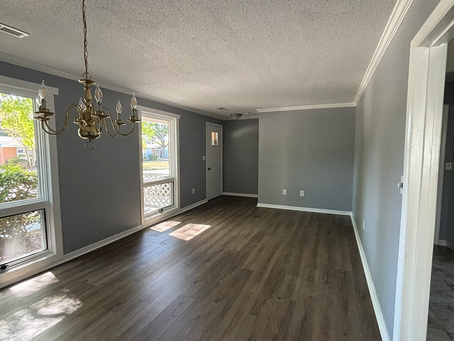 2 bed, 1038 sqft, $1,500 — Photo 2