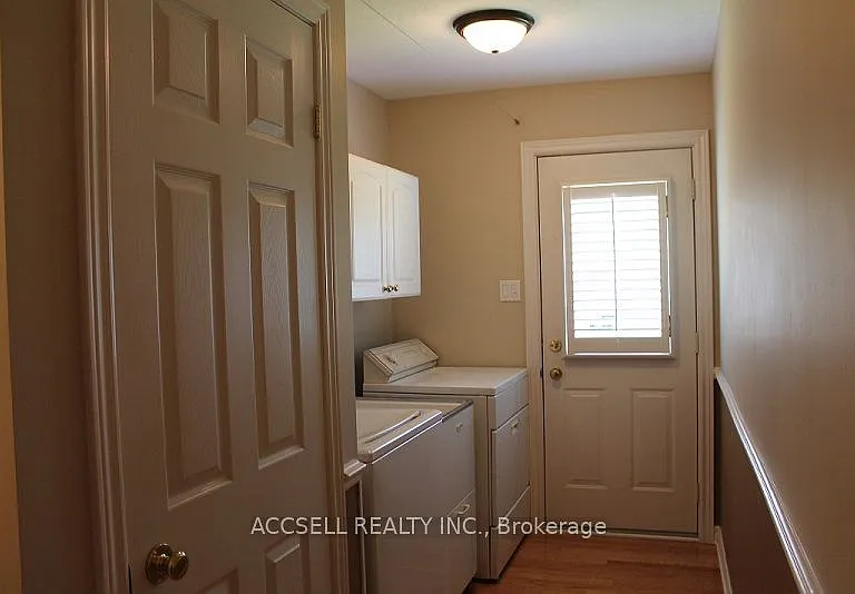 62 Moraine Walk — Photo 11