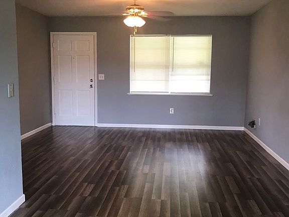 5th image of 2307 Northwood St