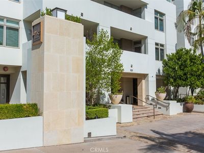 920 Granite Dr UNIT 401, Pasadena, CA, 91101