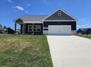 1029 Berry Bnd, Clarksville, TN 37043