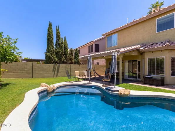 1560 E FLINT Street, Chandler, AZ 85225