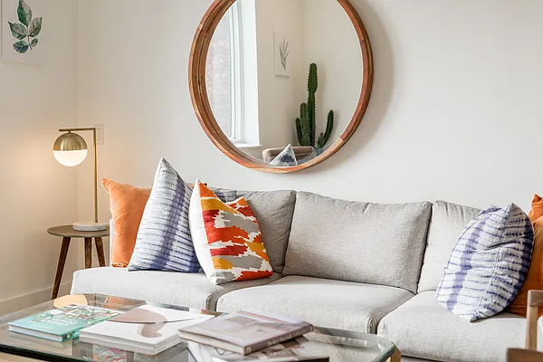 Rented by ERNY LLC | media 28