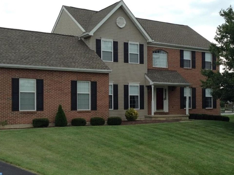 1st image of 64 Eaton Pl