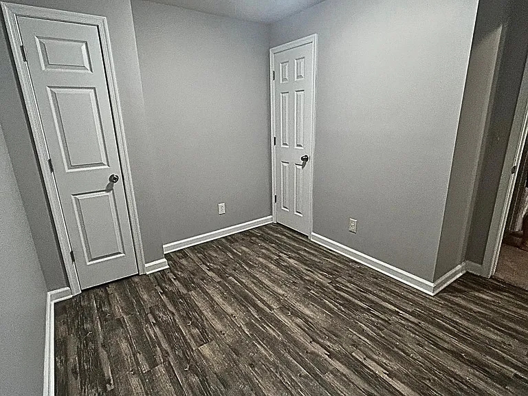 715 Acorn Ct — Photo 15