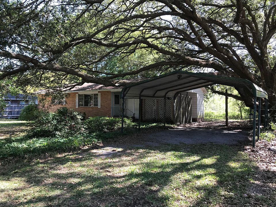 2nd image of 1603 Camellia Rd