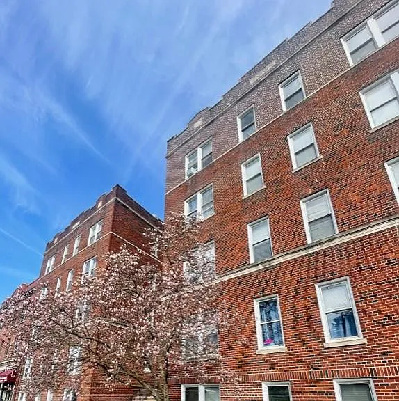 1025 N Broad St — Photo 2