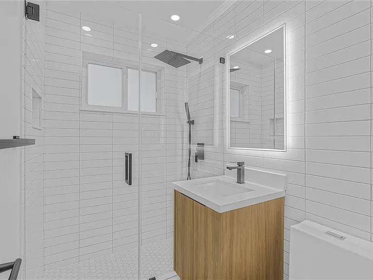 1116 N 31st Ave — Photo 21