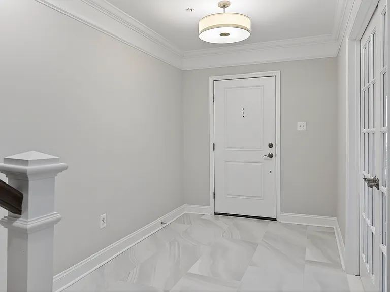 89 Southgate Ave — Photo 35