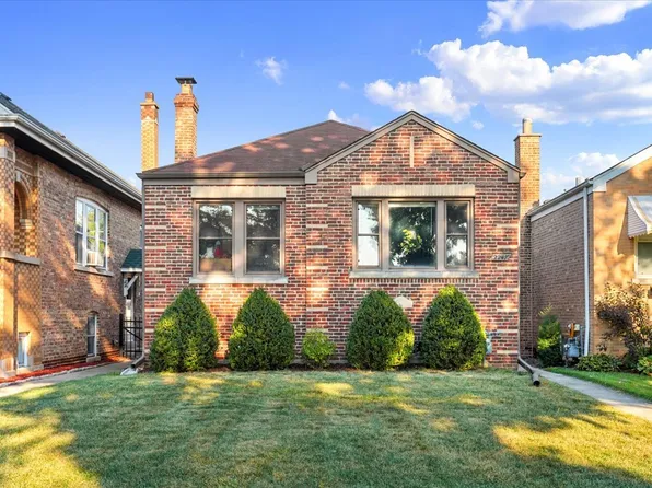 2247 Burr Oak Ave, Riverside, IL 60546