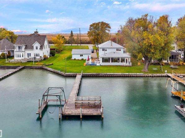 Harsens Island Real Estate Harsens Island Mi Homes For Sale Zillow