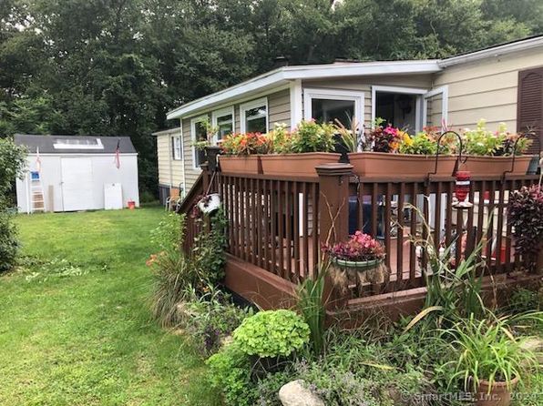 106 Thunderbird Dr, Naugatuck, CT 06770