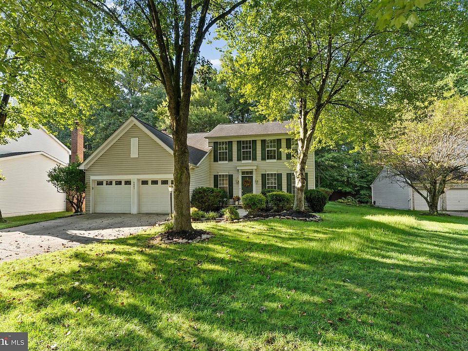 1st image of 6885 Caravan Ct