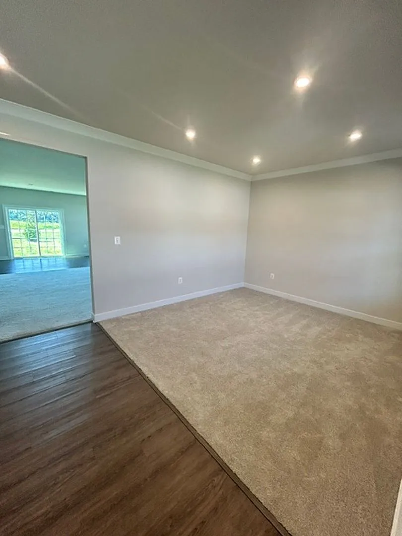Beautiful Single Family Home For Rent! — Photo 3