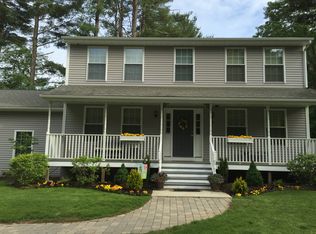 31 2nd Rd, Glocester, RI 02814