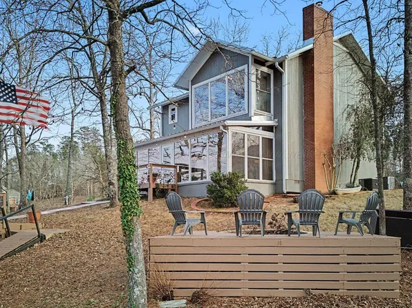 201 Stonebrook Cove Dr, Jasper, AL 35504