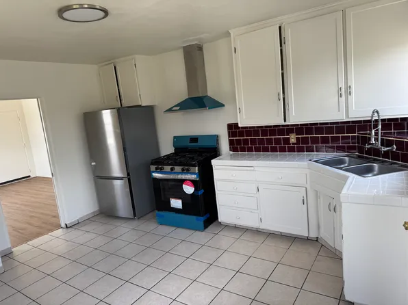3747 T St, San Diego, CA 92113