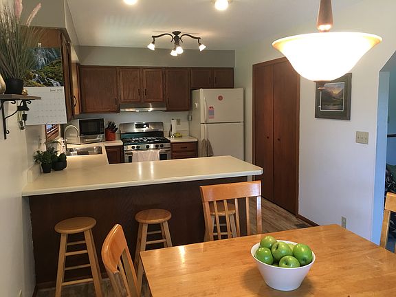 2nd image of 1176 Teal Way