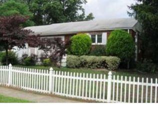 622 Taylor St, Riverside, NJ 08075